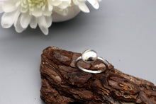 Load image into Gallery viewer, Dome Ring