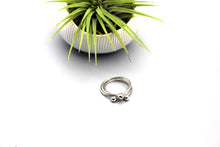 Load image into Gallery viewer, Dewdrop Ring