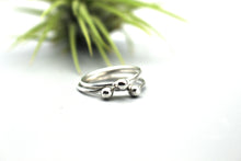 Load image into Gallery viewer, Dewdrop Ring